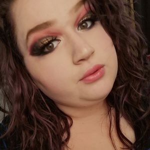 Meet your Posher, Marie